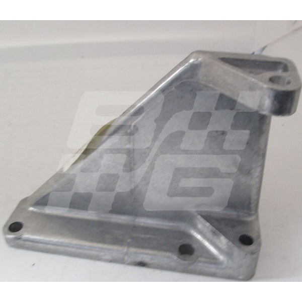 Image for MGRV8 Alternator mounting bracket