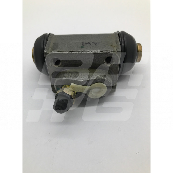 Image for REAR WHEEL CYLINDER RH R25 R45 ZS ZR